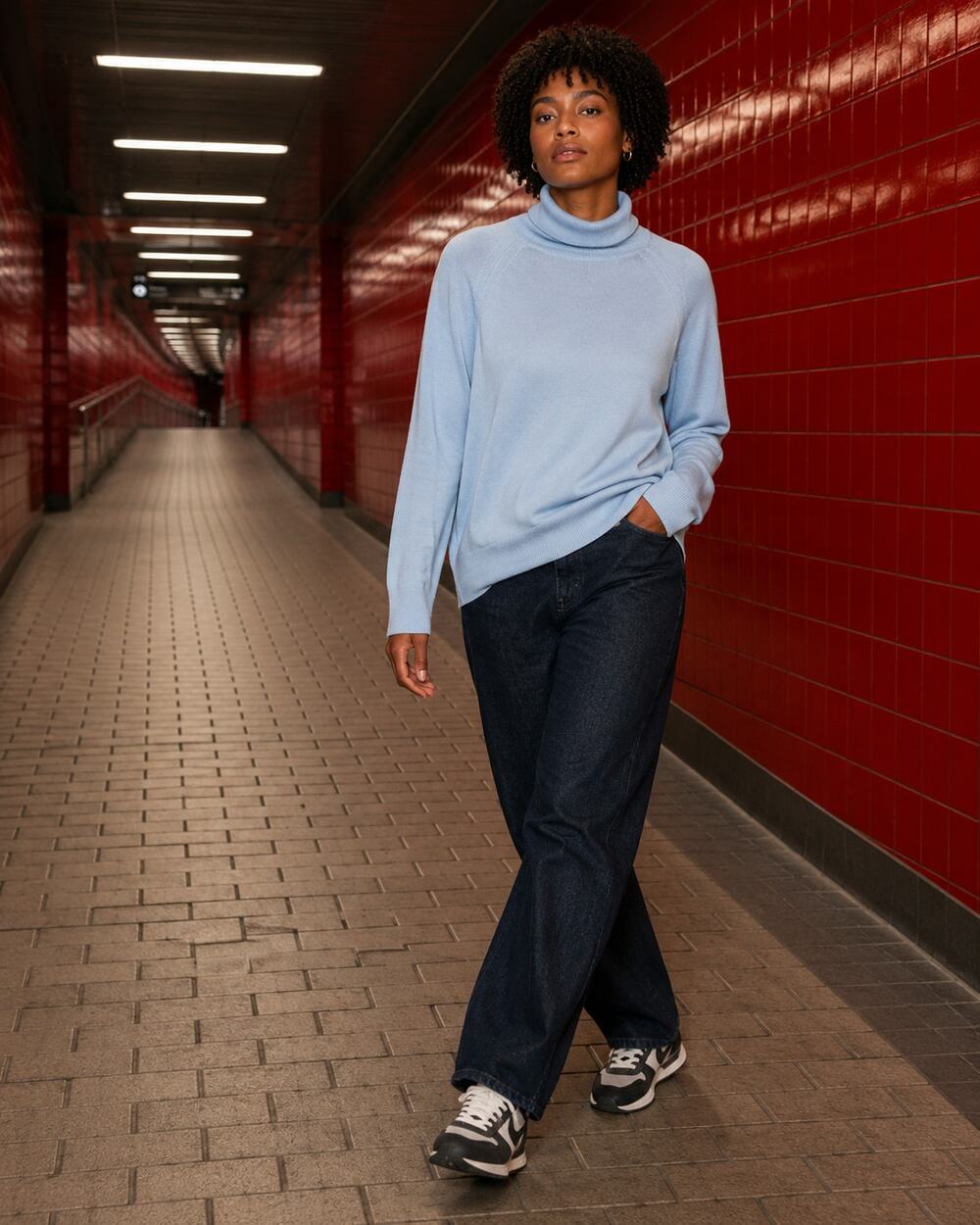 Mountain Lake Light Blue Turtleneck Sweater Size L/XL